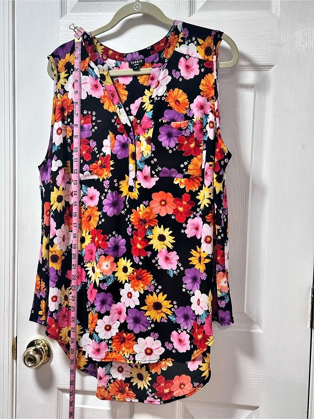 Torrid Harper Black Multi Floral Blouse Sleeveless Size 2